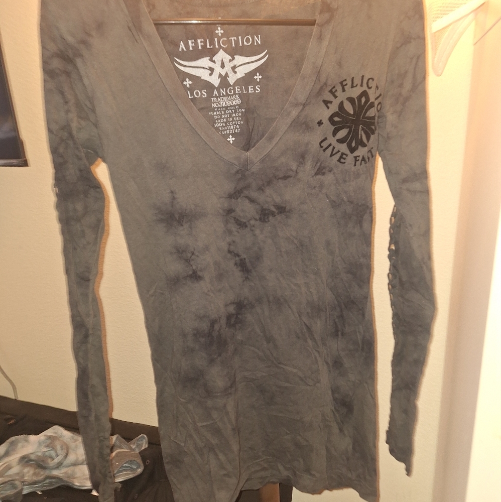Affliction Live Fast Dark Grey and Blsck Long Sleeve V Neck Top